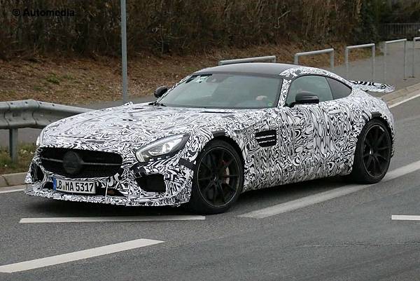 mercedes-amg-gtr (1) mercedes-amg-gtr (1)