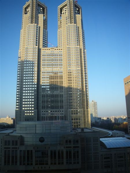 第二天一早，京王飯店11F窗外風景