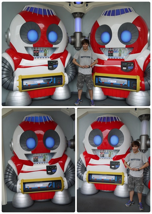 Disney Land-販賣機&皓哥.jpg Disney Land-販賣機&皓哥.jpg