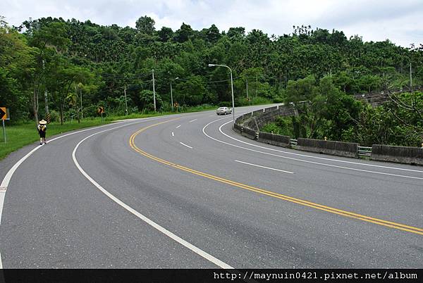 彎彎的山路