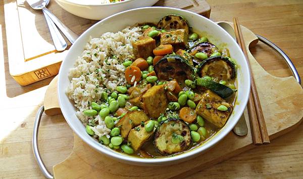 菜蔬豆腐咖哩 ▪ 青蔬豆腐咖哩