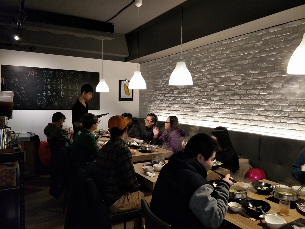 十月04.jpg 十月04.jpg