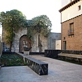 Museo Colón的前院