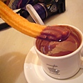 這是churros con chocolate