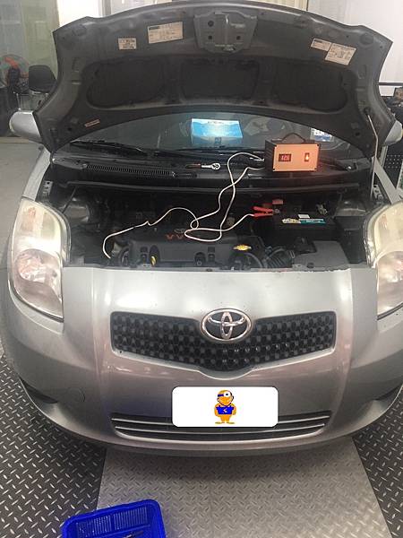 2009 Yaris 電瓶更換_180120_0002.jpg