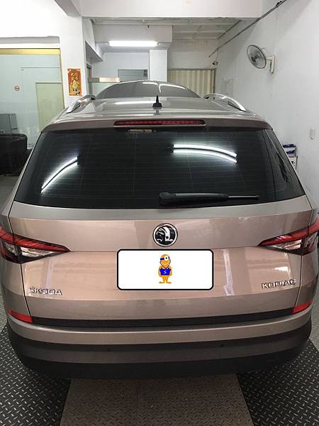 2017 SKODA KDIAQ 1.4 更換電瓶 極損_191107_0003 - 複製.jpg