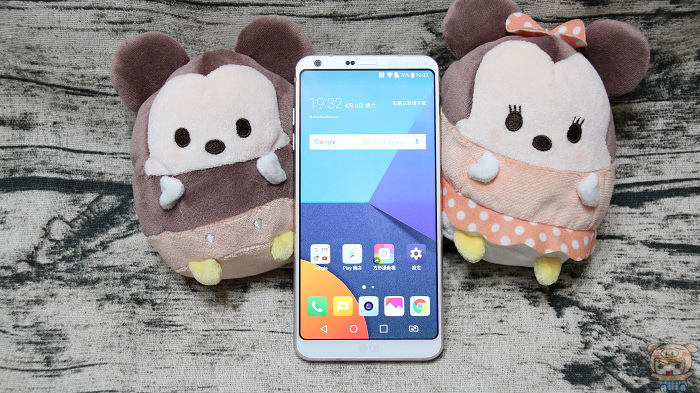 大螢幕雙主鏡頭旗艦手機,LG G6 開箱評測! 大螢幕雙主鏡頭旗艦手機,LG G6 開箱評測!