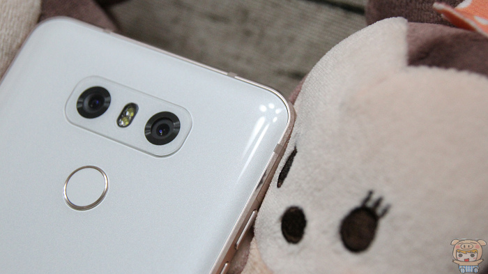 大螢幕雙主鏡頭旗艦手機,LG G6 開箱評測! 大螢幕雙主鏡頭旗艦手機,LG G6 開箱評測!
