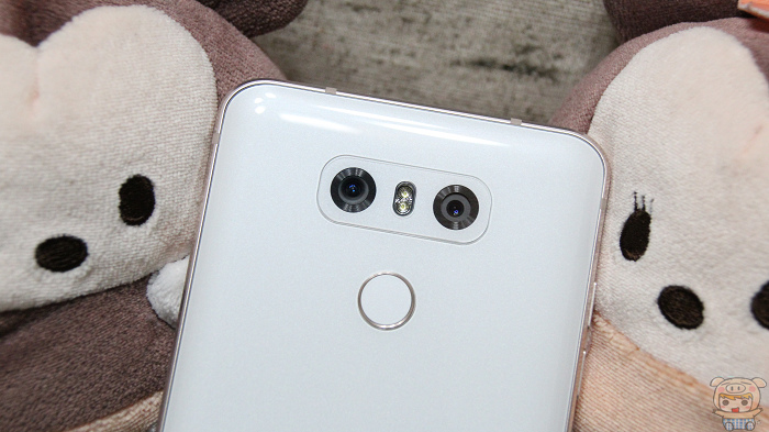 大螢幕雙主鏡頭旗艦手機,LG G6 開箱評測! 大螢幕雙主鏡頭旗艦手機,LG G6 開箱評測!