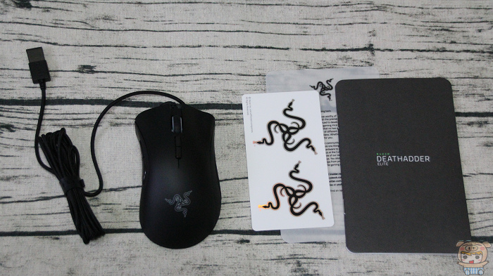 超酷炫的燈光效果 優異的操作手感 Razer Deathadder Elite 煉獄奎蛇精英版電競滑鼠以及 Razer Firefly 烈焰神蟲滑鼠墊開箱評測 Oo 小米行動ccc 痞客邦
