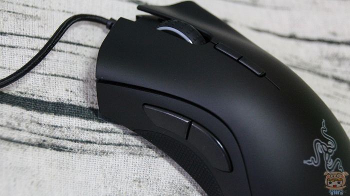 超酷炫的燈光效果 優異的操作手感 Razer Deathadder Elite 煉獄奎蛇精英版電競滑鼠以及 Razer Firefly 烈焰神蟲滑鼠墊開箱評測 Oo 小米行動ccc 痞客邦