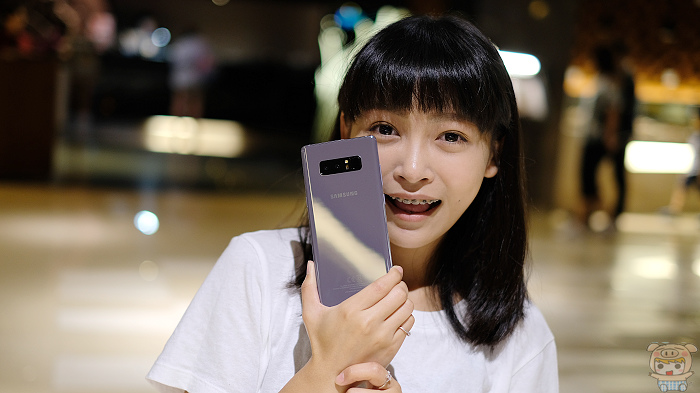 6.3 吋無邊際螢幕、雙鏡頭+ 雙 OIS 防手震​，三星 Galaxy Note 8 開箱評測