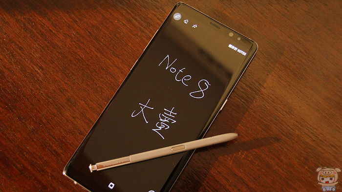 6.3 吋無邊際螢幕、雙鏡頭+ 雙 OIS 防手震​，三星 Galaxy Note 8 開箱評測