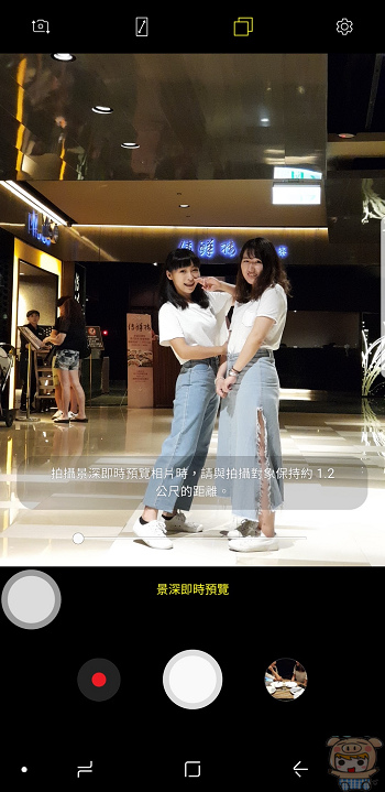 6.3 吋無邊際螢幕、雙鏡頭+ 雙 OIS 防手震​，三星 Galaxy Note 8 開箱評測