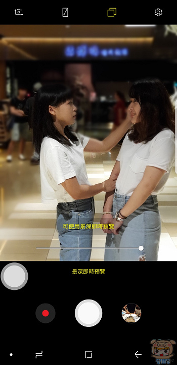 6.3 吋無邊際螢幕、雙鏡頭+ 雙 OIS 防手震​，三星 Galaxy Note 8 開箱評測