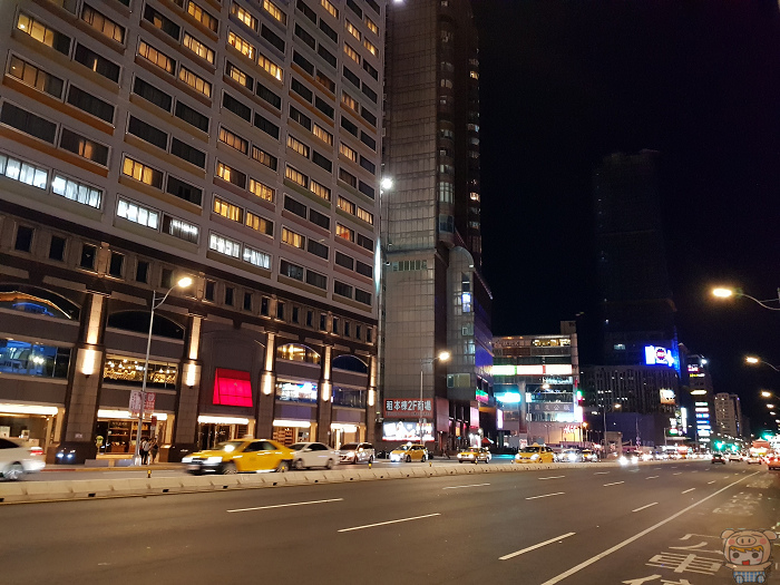 6.3 吋無邊際螢幕、雙鏡頭+ 雙 OIS 防手震​，三星 Galaxy Note 8 開箱評測