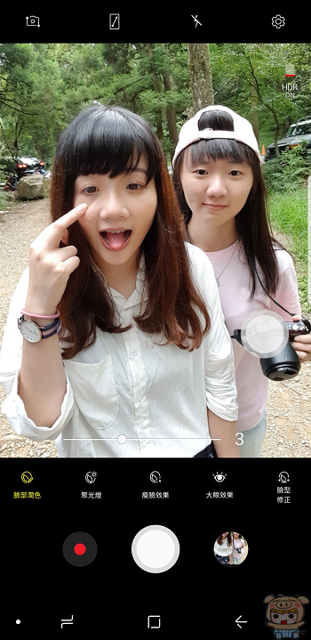 6.3 吋無邊際螢幕、雙鏡頭+ 雙 OIS 防手震​，三星 Galaxy Note 8 開箱評測