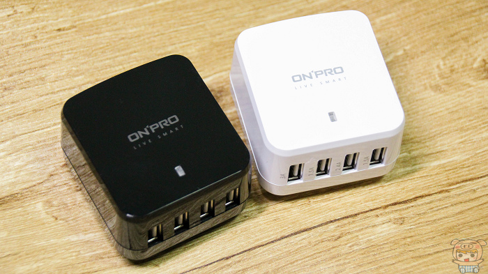 精緻小巧，ONPRO 萬國 USB 充電器開箱評測