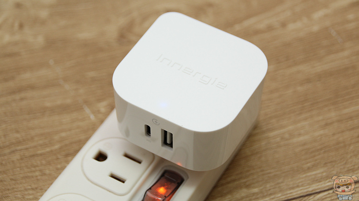 出國旅遊必備，Innergie PowerJoy 30C USB-C 雙孔極速充電器開箱評測