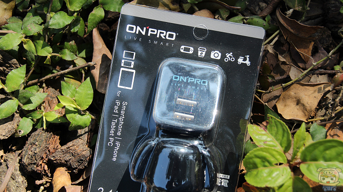 激萌療癒充電器小玩偶！ONPRO 摺疊式插頭雙 USB 充電器開箱！