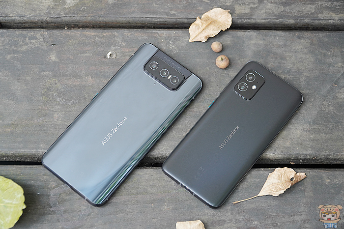 輕巧外型兼具高性能 IP68防水 單手就能操控的 Zenfone 8