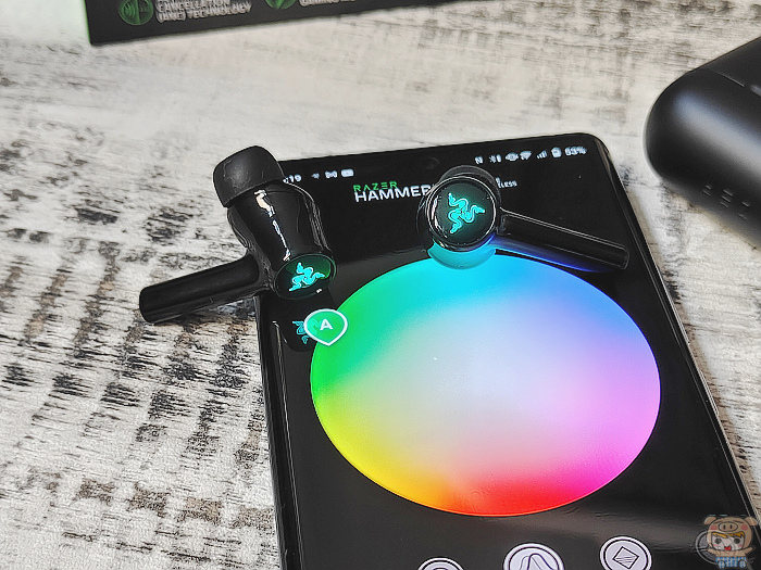 就是要razer Chroma Rgb加持以帥啦 Razer 戰錘狂鯊anc真無線藍牙耳機21版開箱評測razer Hammerhead True Wireless 真無線藍牙耳機 Oo 小米行動ccc