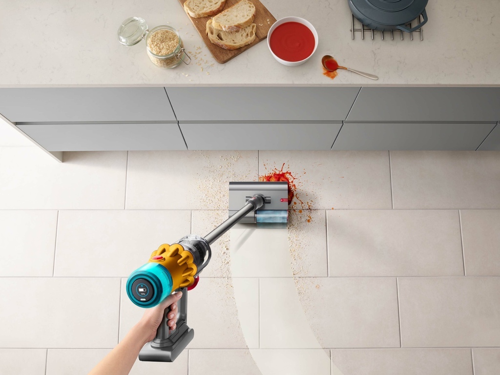 Dyson V12s Detect Slim Submarine kitchen cleaning.jpg