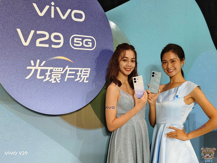 喜歡甚麼美肌光?  棚燈自己打!   人像旗艦 vivo V