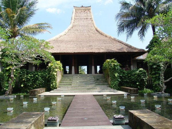 Maya Lobby