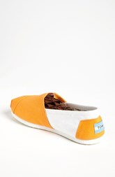 toms