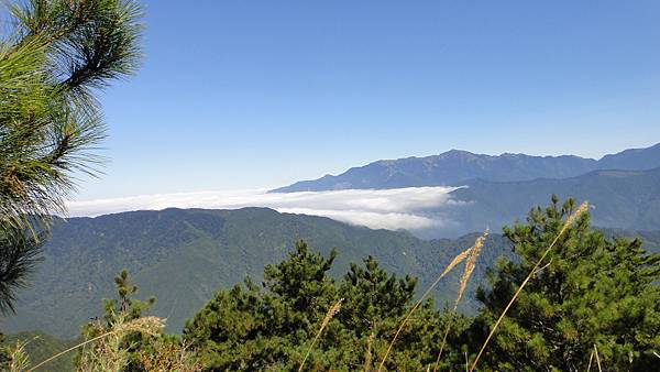 沿途群山雲海如畫5