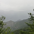 三角點眺望遠山1.JPG