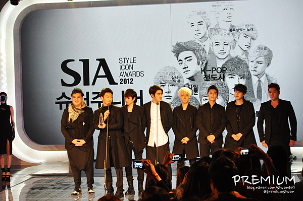 Style Icon Awards_121025_32