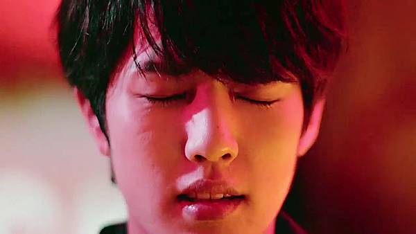 INFINITE _Back_ Official MV.mp4_000210835.jpg