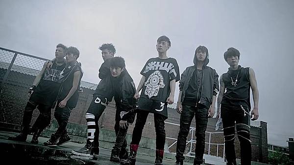 INFINITE _Back_ Official MV.mp4_000264889.jpg