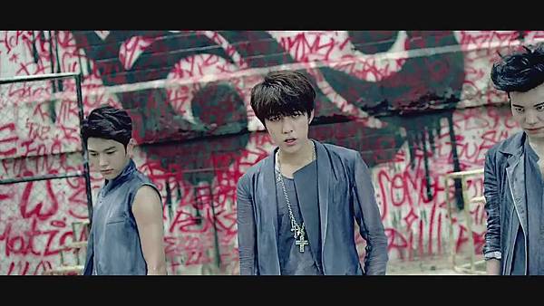 INFINITE _Back_ (Performance Ver.) MV.mp4_000195069.jpg