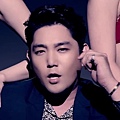 Super Junior_Devil_Music Video.mp4_000186519.jpg