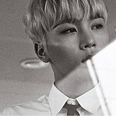 10_SEUNGKWAN_02.png