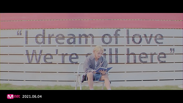 I dream of love_0 (10).png