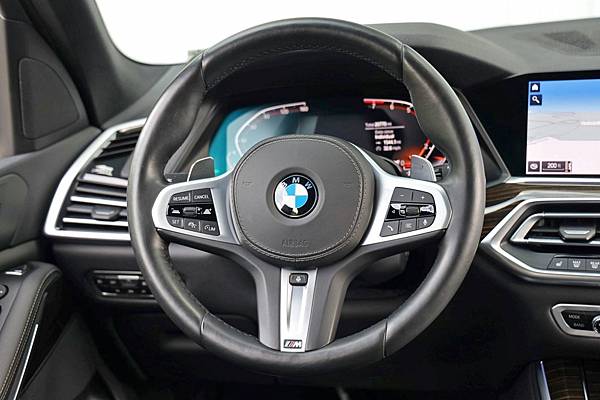 bmw x5價格-方向盤.jpg