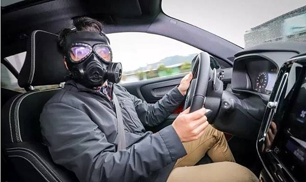 防毒面具.jpg 防毒面具.jpg