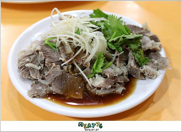 米特，味玩待敘部落格© MEAT76｜2012【大陳記麵店】台北內湖｜737巷好難吃到的麵，條條都好吃！013