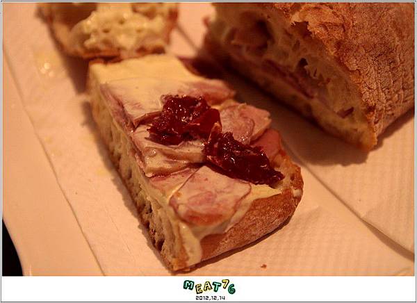 2012,12,14【JokeRCoffee】台北內湖｜下午茶咖啡餐廳食記｜滿屋子的點心蛋糕跟咖啡香 ♥012