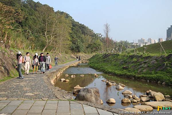 2013,02,14,4 【FM】大年初五｜內湖大溝溪親水公園親山步道圓覺瀑布 (能,玲,宇,柔,龍)049