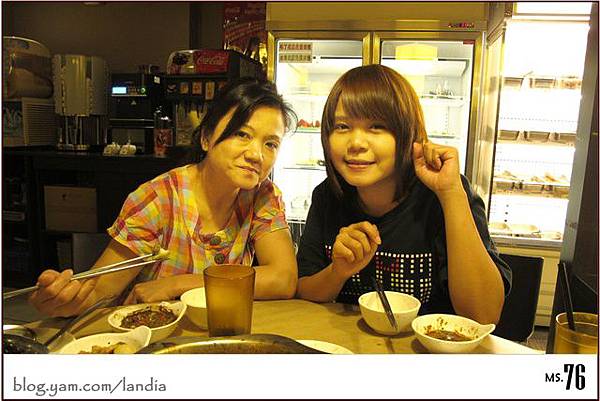 米特，味玩待敘 © MEAT｜2011,09,22【食記】台北亨記鴛鴦麻辣火鍋吃到飽撫遠店食記011