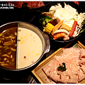 米特，味玩待敘｜部落格  MEAT76 ©｜台灣美食旅遊部落客｜2014-11-21-5新開幕【台北中山。火鍋】極禾優質鍋物｜高品質食材讓味蕾鱻享受，海鮮鍋、牛奶起司鍋記憶點十足！ → 近農安街、捷運行天宮站001.png