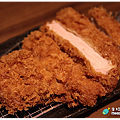米特，味玩待敘｜部落格 © MEAT76｜台灣美食旅遊親子部落客｜2014-11-14-5【台北內湖。日式豬排】富士印日式炸豬排｜燦坤卡讓豬排變便宜，荷包跟胃都滿足 ❤ → 捷運文德站2號出口、文德路、210生活館、內湖高中、碧湖公園051.png