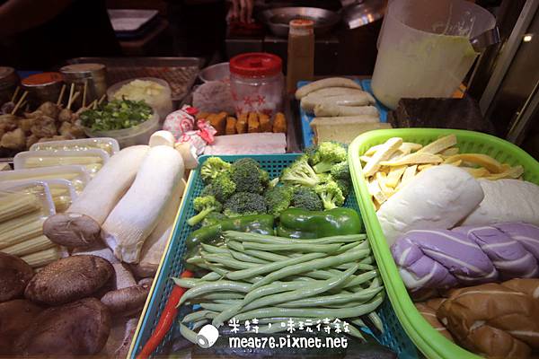 米特味玩待敘台灣美食親子部落客©MEAT76｜2016-03-13-7｜【台北內湖。炸老大鹽酥雞】高速脫油不降低罪惡感的內用鹽酥雞！也可外帶外送，上班族最期待的下午茶#HO'ME廚房親子餐廳 #捷運西湖站006.jpg