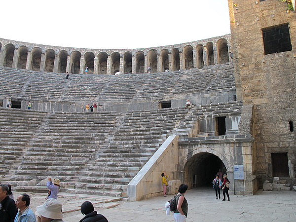 Aspendos-05.jpg