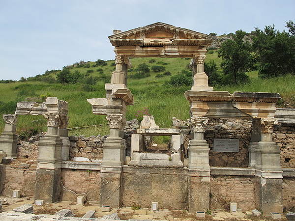 Ephesus-26.jpg